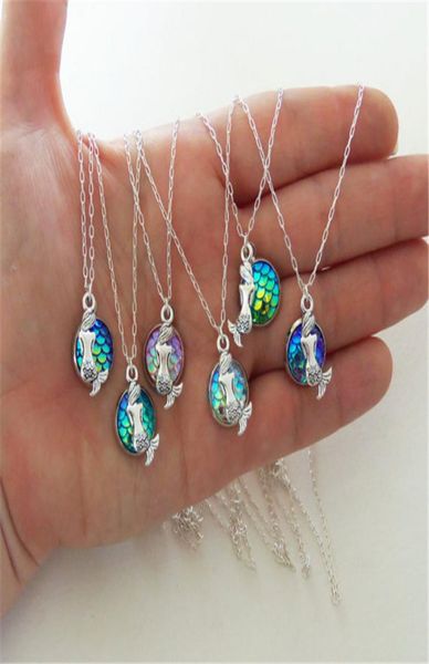 

charm necklace the popular style mermaid scale gem flat bottom diamond pendant necklace jewelry 1681542, Silver