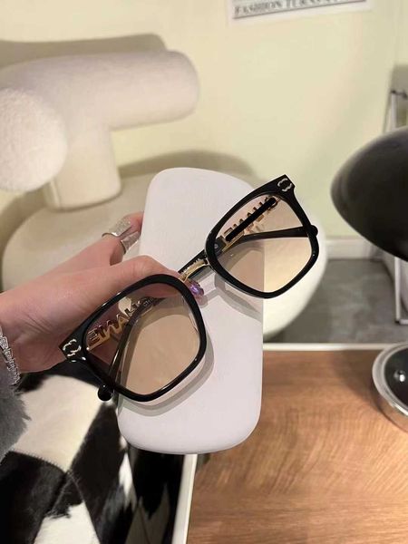 

sunglasses 2023 new small fragrant glasses 0749 square large frame plate myopic men and women's beauty artifact powder blusher ice tea, White;black