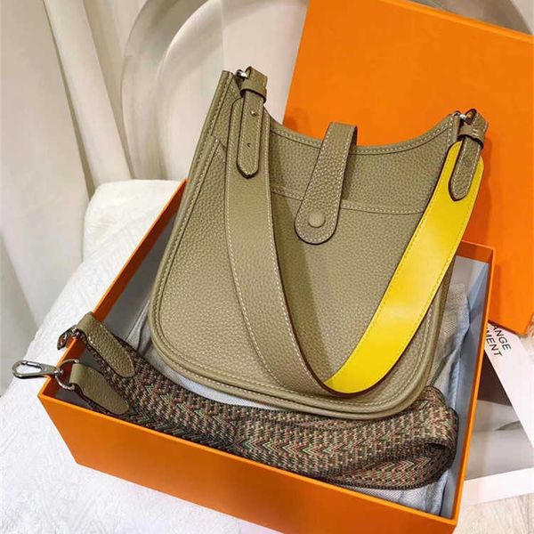 

2023 new cowhide evelynne mini 17 29 togo layer one shoulder crossbody