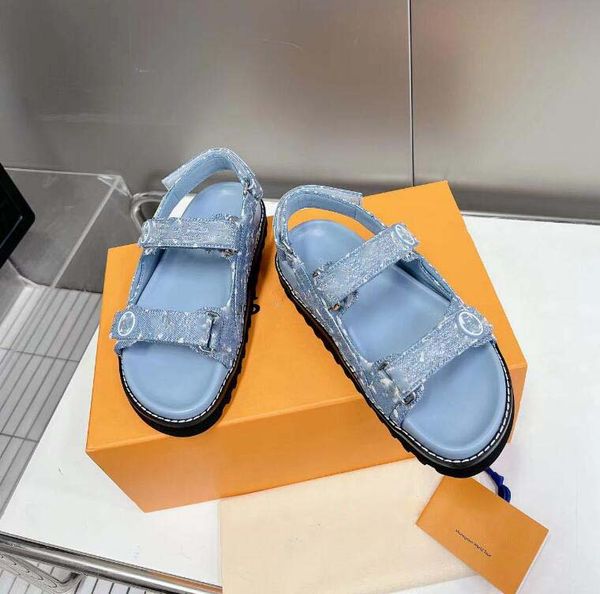 

designer sandal fashion sandals thick sole slipper brand women slide sandal with lnterlocking indoor home lovely sunny beach man woman slipp, Black