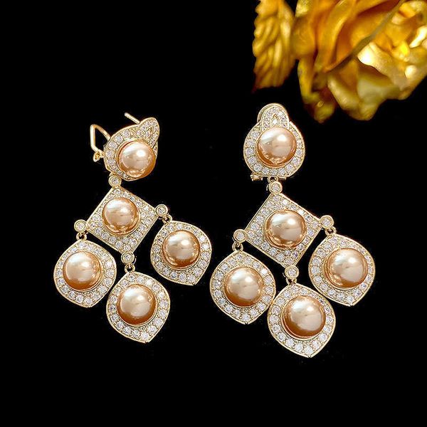 

charm french style earrings with zircon inlaid pearl heavy industry palace water drops long slim 230630, Golden