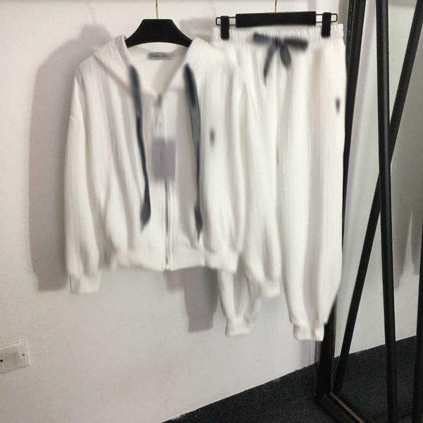 

23ss women pants sets casual suit womens designer clothing sports set letter embossed long sleeve hooded zipper coat elastic waist casual pa, White