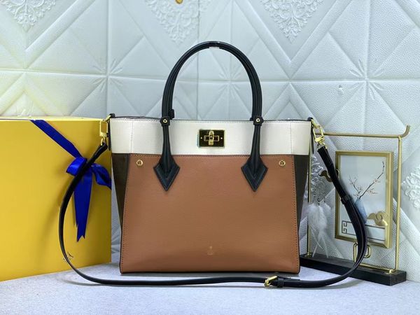 

wholesale new designer on my side leather bags women totes pouch shopping shoulder bags fashion two-tone tote bags m53824 m53825