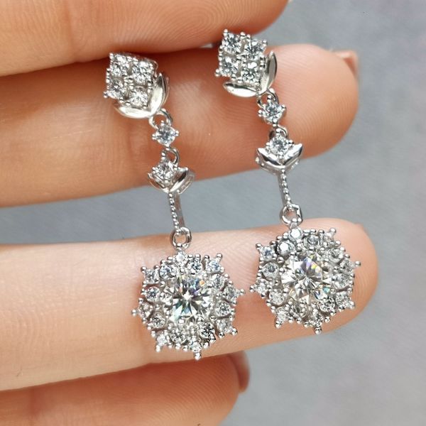 

stud diamond test past 05 carat round brilliant cut d color drop earrings vvs1 gemstone plant gift 230710, Golden;silver