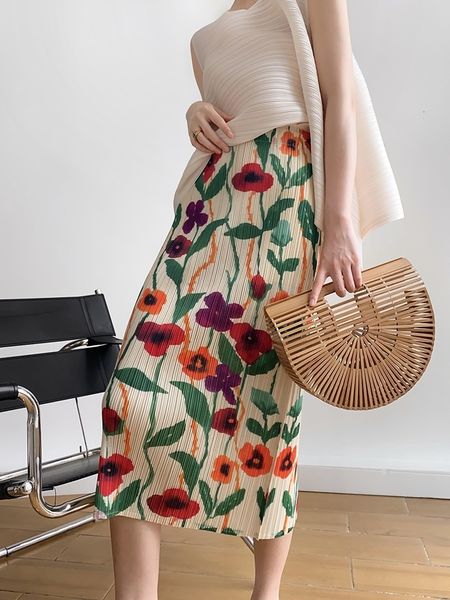 

skirts miyake pleated retro two piece korean women's elastic slim fit printed flower skirt 230710, Black