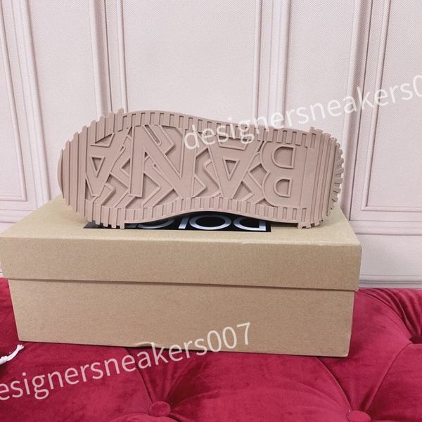 

2023 luxury designer casual shoes genuine leather white graffiti sneakers fashion decoration skateboard shoes men women hc210813, Black