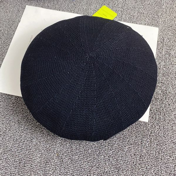 

fashionable sports beret cap, outdoor sun protection,breathable, premium retro hat, classic design,versatile and minimalist, Blue;gray