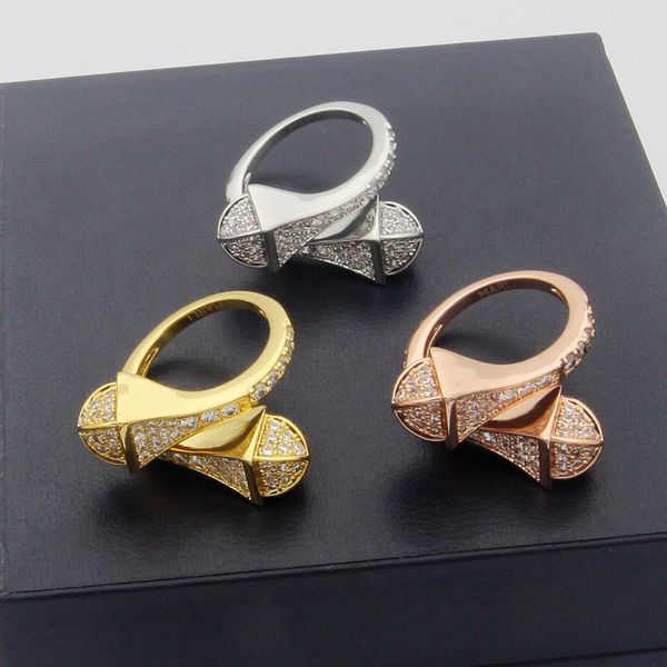 

stainless steel fashion style double pyramid interlaced full diamond ring female pyramid ring for woman, Silver