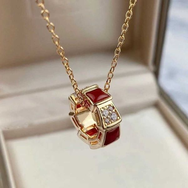 

fashion design shaped sterling silver plated 18k rose gold white fritillary snake bone necklace mozanne diamond pendant chain