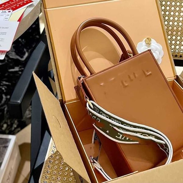 

luxury designer loevve bag fashion tote shoulder canvas bags luojias music score letter commuting with smooth cowhide and embossed foreign s