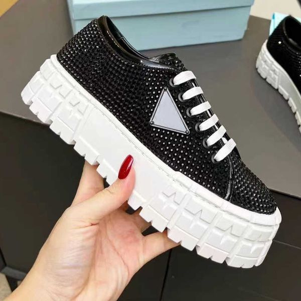 

designer shoes womens casual shoes black white sneakers fashion round head sneaker bottom loafers