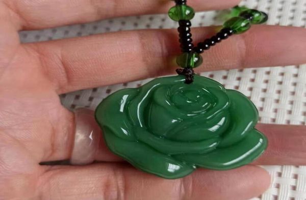 

natural xinjiang hetian jasper rose pendant del ivery0123597089, Silver