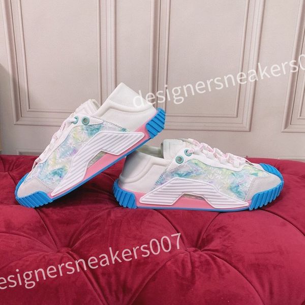 

2023 luxury designer casual shoes genuine leather white graffiti sneakers fashion decoration skateboard shoes men women hc210813, Black