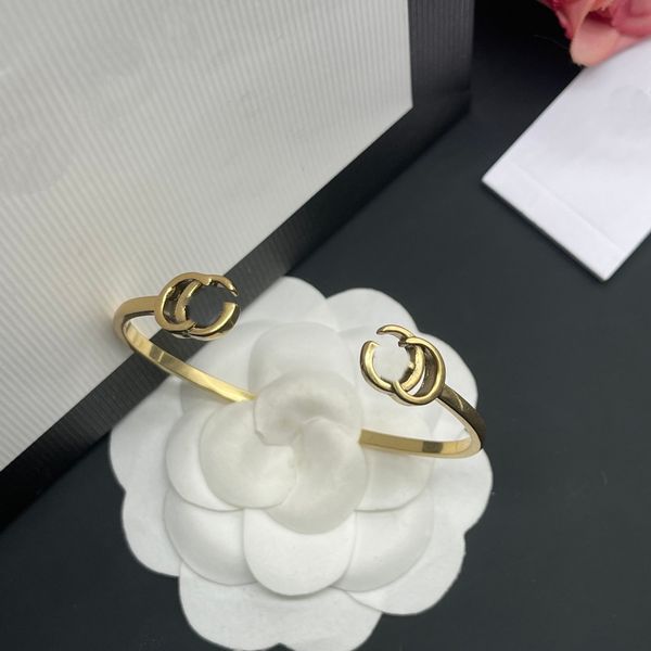

fashion style bracelets women bangle wristband cuff chain designer letter jewelry 18k gold plated stainless steel wedding lovers gift bracel, Black