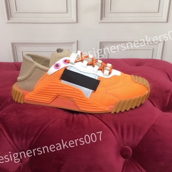 

2023 new designer brand casual shoes classic dad shoes fashion atmosphere outdoor street pure black non-slip women's sneakers hc210813