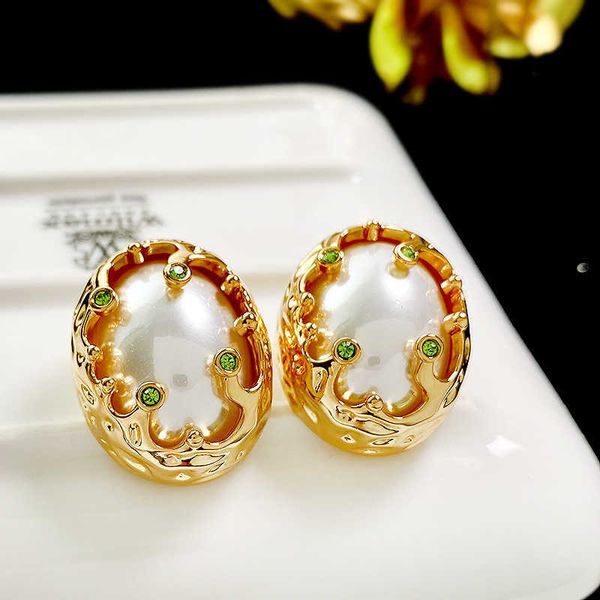 

charm new antique style pearl exaggerated earrings for women's personalized fashion light luxury and unique luxury 230630, Golden
