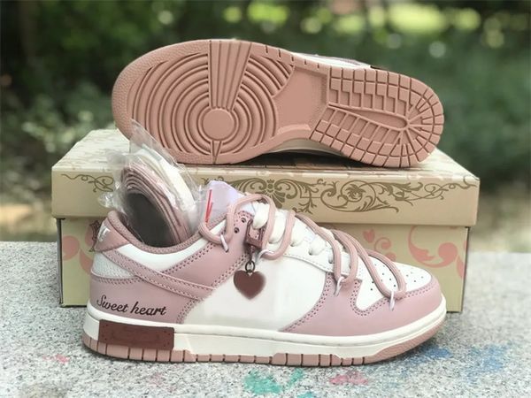 

stylelife designer shoes sb dnks low 3 hooks pink purple white men women basketball shoes luxury board outdoor sneakers fast delivery with b