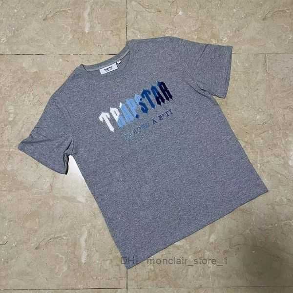 

t-shirts trapstar dsigner shirts print letter luxury black and white grey color summer sports fashion short sleeve eur size s-xl essentail 3, White;black