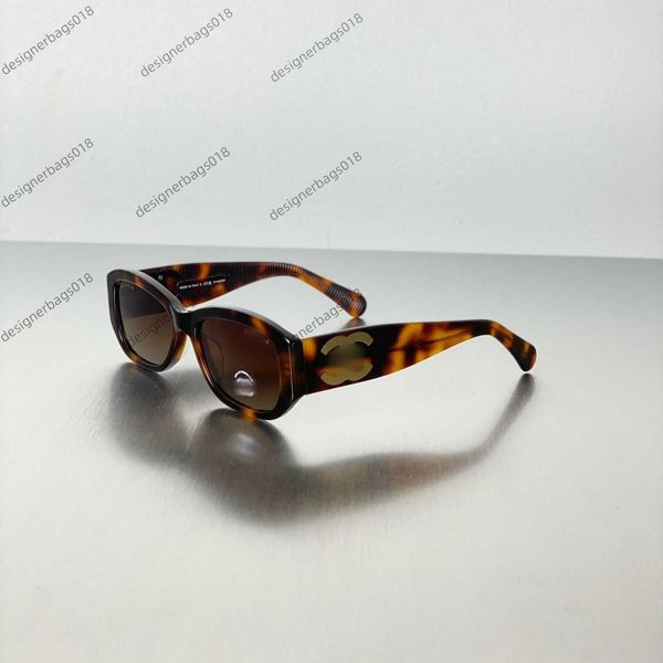 

23 Xiaoxiangjia's new anti ultraviolet sunglasses women's thin Sunglasses sun protection Korean version plain face 5493 fashion