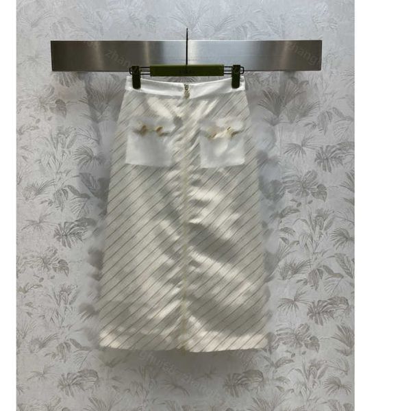 

23ss womens designer clothing designer skirts leather logo jacquard high waist zipper large pocket a-line half skirt women clothes a1, Black