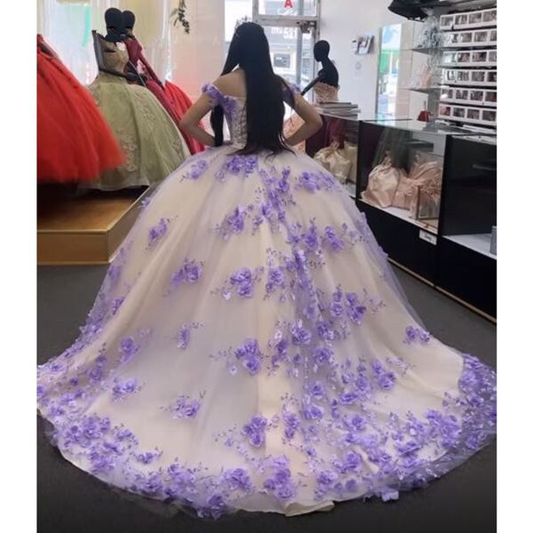 

lilac lavender princess quinceanera dresses floral appliques sweetheart off shoulder prom sweet 16 lace-up vestidos 15 anos, Blue;red