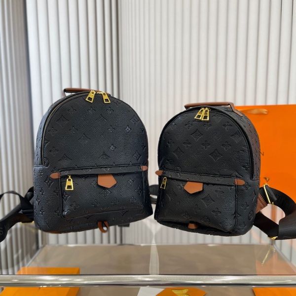 

luxurys designer backpack classic designer bag women backpack large capacity practical backpack fashion printed cowhide school bag backpack