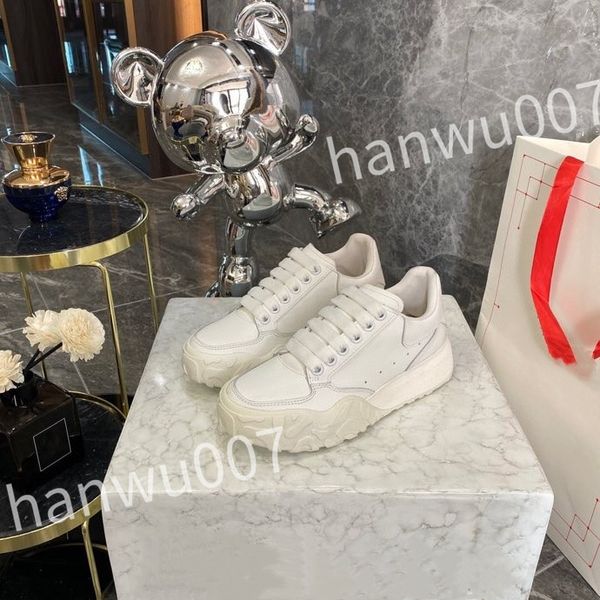 

new luxury mens women classic casual shoes sneakers vintage platform trainer sneakers designer outdoor sport old dad shoe trainers xsd230418, Black