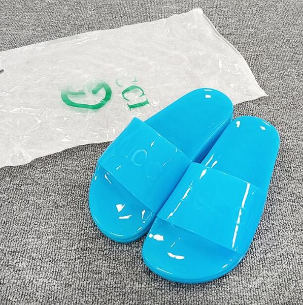 

arrival slippers female european and american brand crystal men's and women's sandal slippers 2023 new summer cross border slipper, Black