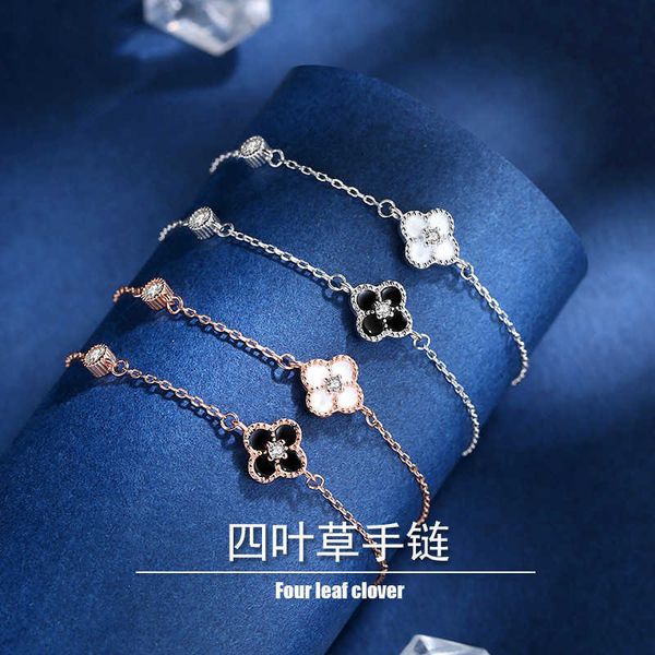 

korean small fresh black agate clover feminine fashion diamond inlaid lucky grass bracelet, Golden;silver