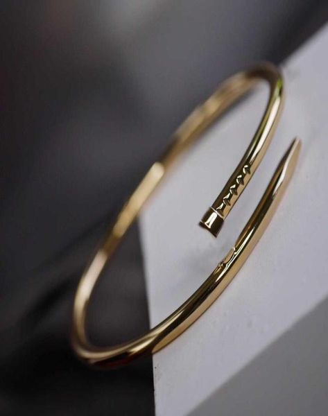 

v gold charm thick nail punk women bracelet in three colors plated luxury quality for wedding jewelry gift have velet bag stamp ps8338596, Golden;silver