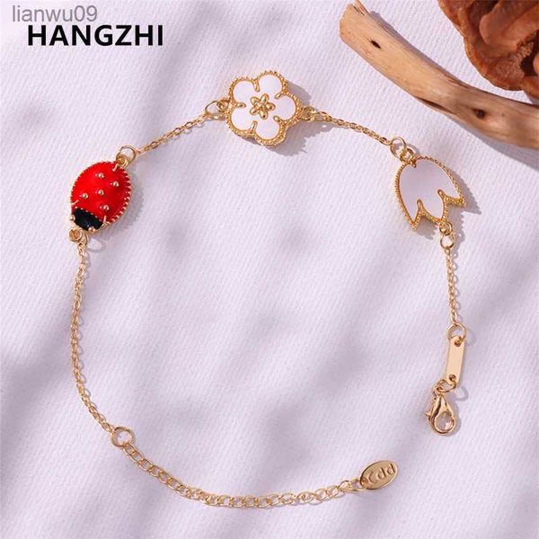 

hangzhi 2022 new korean stainless steel bracelet for women red ladybug flower drip oil white shell bracelet trendy jewelry l230704, Black