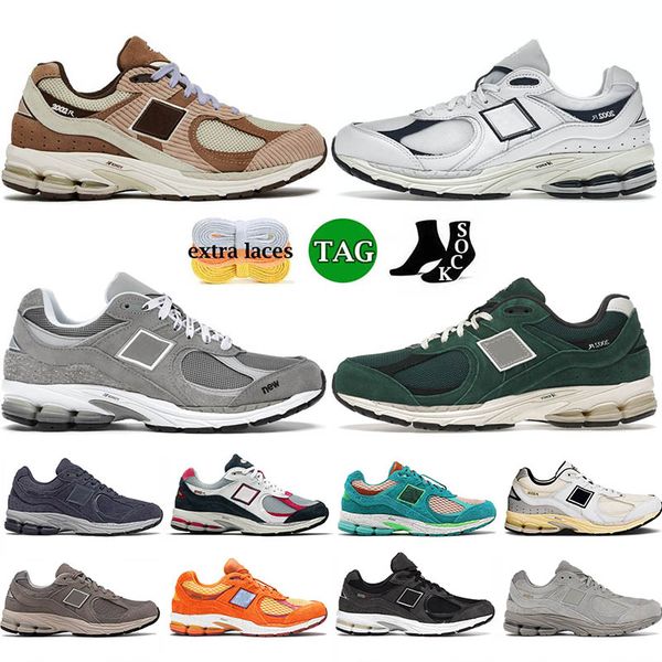 

new 2002r casual shoes for men women women b2002r designer sneakers protection pack phantom grey camo bone light aluminum mens trainers outd