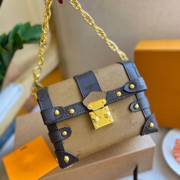 

fashion designer handbags women makeup bags alphabet pattern large capacity pu leather beauty bag luxurys designers cosmetics bag with box d