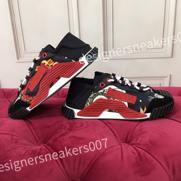 

new luxurys designer casual shoes genuine leather fashion mens and women low flat shoes skateboard sneakers couple shoe hc210815, Black