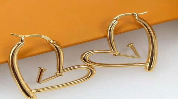 

designer jewelry luxury womens earring classic love hoop earrings fashion style studs gold plated stud brand earrings for women gi3835112, Golden;silver