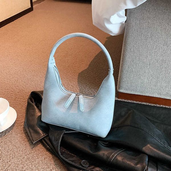 

large capacity commuter bag for women new fashion chain one shoulder underarm bag small crowd tote bag