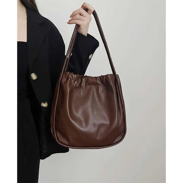 

women's ins style new niche large capacity pleated black handheld shoulder tote bag