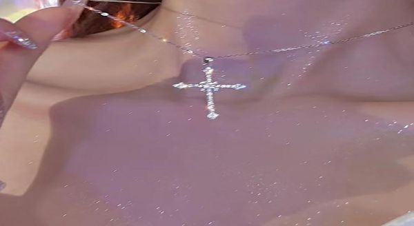 

starburst cross cold style full diamond clavicle chain niche classic cross key diamond necklacesluxurys designers clavicle chainr 7263591, Silver
