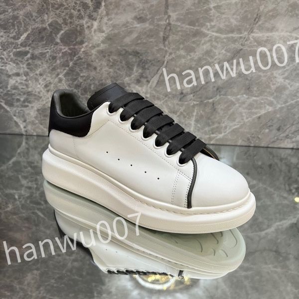 

2023 new mens women classic casual shoes sneakers vintage trainer sneakers designer outdoor sport old dad shoes trainers xsd230419, Black