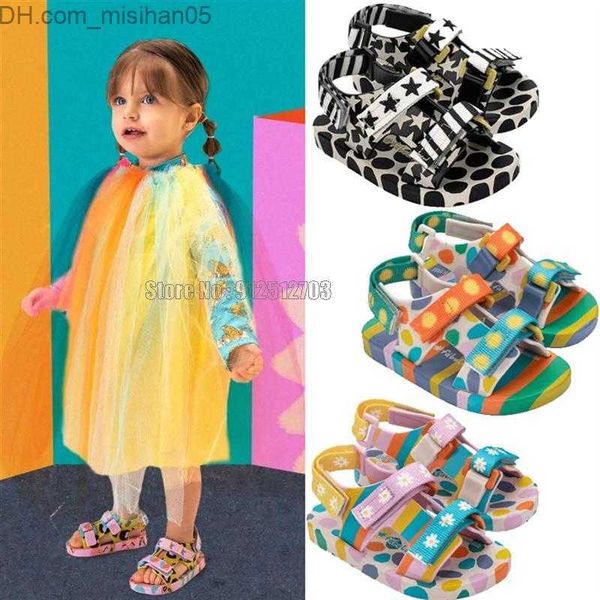 

sandals summer new contrast color cow pattern flat children's sandals fashion baby boys and girls beach shoes z230712, Black;red