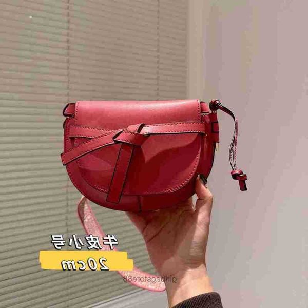 

loew3 saddle gate strap wide spain bow bags embroidered girl shoulder lady mini bag crossbody designer large capacity commuter dumplings cow
