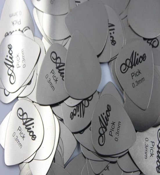

100pcs alice silver stainless steel metal guitar picks plectrum thickness 03mm plastic box5450519