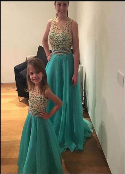 

custom made beaded jewel neck mother and daughter dresses 2019 long chiffon a line wedding party gowns littler flower girls dress9376023, White;blue