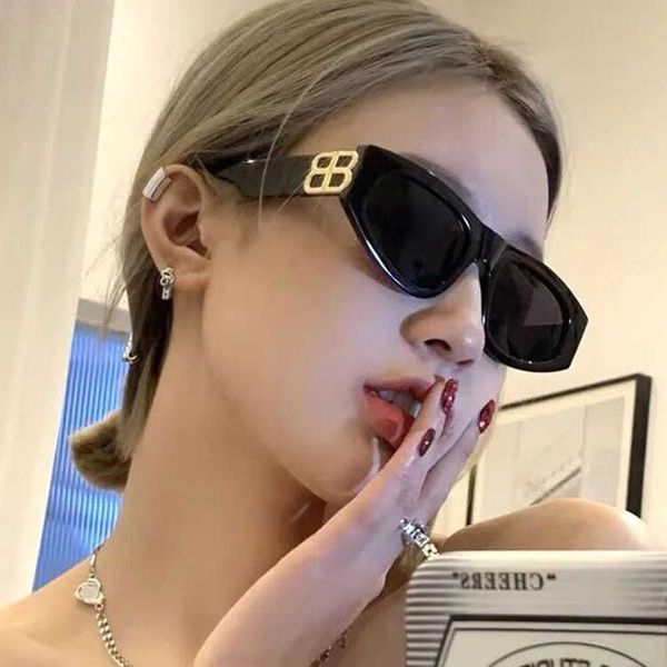 

triangle cat's eye sunglasses 2021 new sunglasses for men and women, White;black