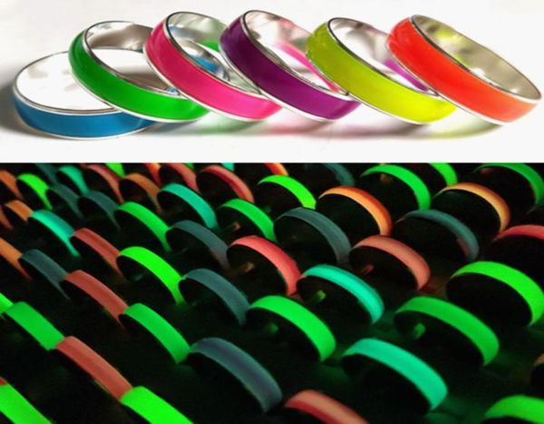 

bulk lots 100pcslot amazing luminous rings bright colorful women039s simple band rings 6mm width glow in the dark male female 4063633, Silver