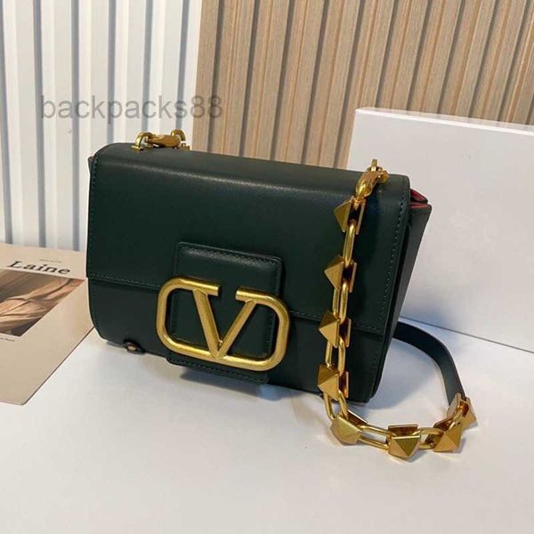 

fashion luxurys women designer rivet bag crossbody beach bags small handbags underarm cowhide handbag f2jo ta6b