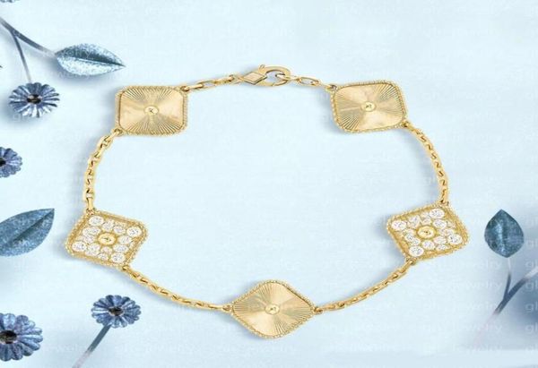 

fashion 4four clover charm bracelets 18k gold plated luxury designer bracelet ladies wedding couple gift jewelry multiple colors 7428219, Golden;silver