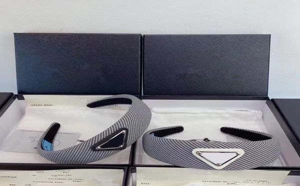 

charm women designer headband girls vintage lattice letter headband sports head wrap wide hair bands head wear head scarf hair acc5086164, Silver