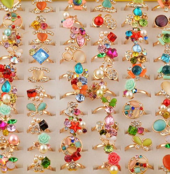 

20pcs diamond jewelry stores rings for women girls 2018 s ring women with rhinestones mix colors whole bijoux femme gi6737063, Silver