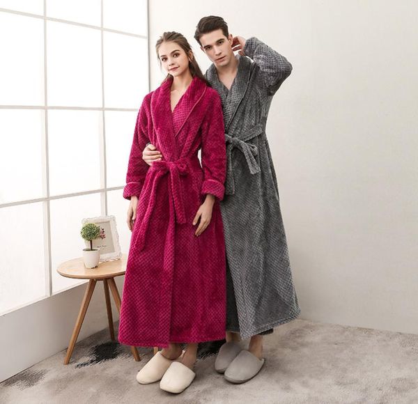 

2018 winter long bathrobe couple flannel nightdress women warm bath robes clothes dressing gown women039s bathrobe coat female8286236, Black;red